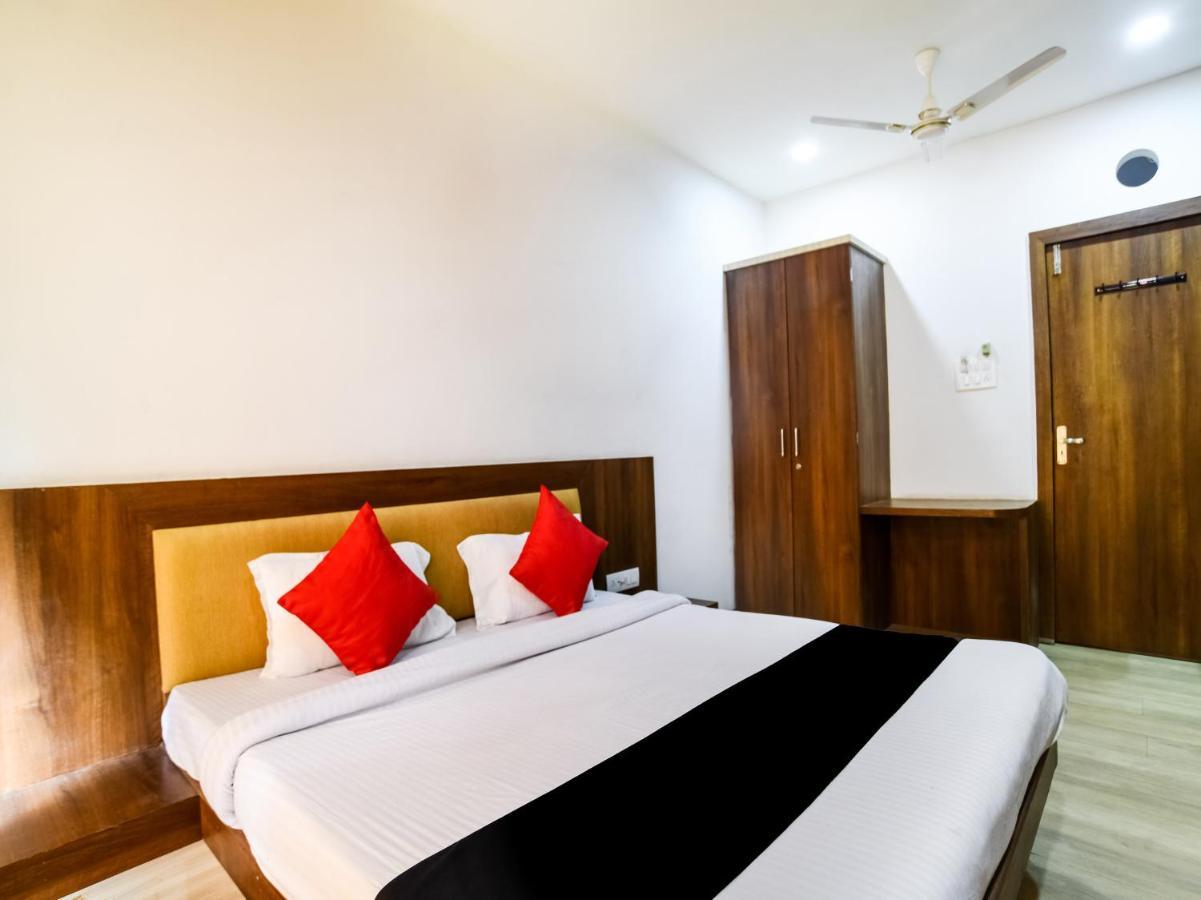 Hotel Capital O Ind679 Hotel Rajwada Palace 3*